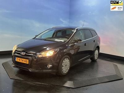 Zwart Gebruikt 2013 Ford Focus Titanium Stationwagen | € 3.450 (Goede deal)