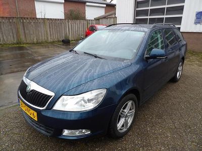 Occasion Skoda Octavia Business Line 105 PK (77 kW) 2011 Blauw (metallic) Stationwagen