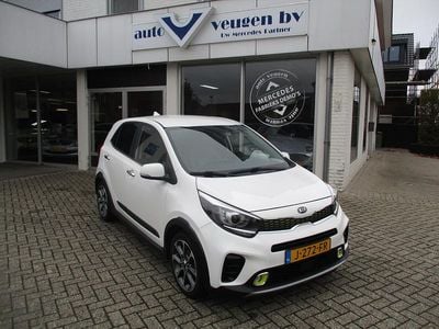 Wit Gebruikt 2020 Kia Picanto X-Line Hatchback | € 13.750 (Iets duurder)