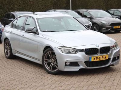 BMW 330e