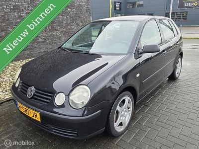 Zwart Gebruikt 2003 VW Polo Comfortline Hatchback | € 1.250 (Eerlijke prijs)