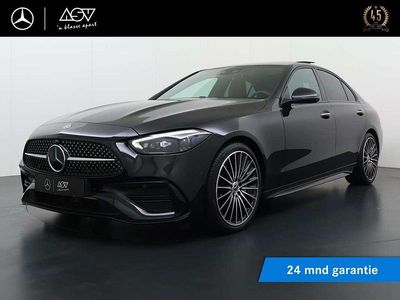 Zwart Occasion 2025 Mercedes C200 AMG line Sedan | € 59.280 (Duur)
