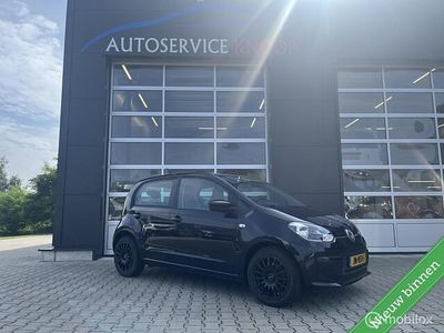 Zwart Gebruikt 2016 VW up! move up! Hatchback | € 9.499 (Eerlijke prijs)