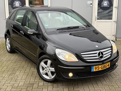 Mercedes B180