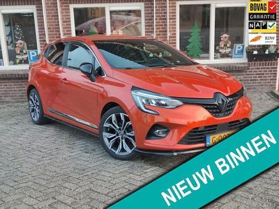 Oranje Gebruikt 2019 Renault Clio IV Intens Hatchback | € 13.450 (Iets duurder)
