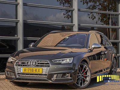 Grijs Occasion 2017 Audi A4 Proline Stationwagen | € 39.899 (Duur)