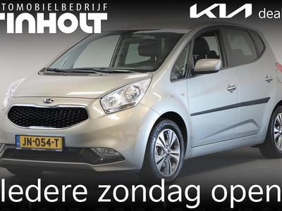 Grijs (metallic) Gebruikt 2016 Kia Venga Hatchback | € 11.950 (Eerlijke prijs)