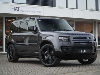 Grijs (metallic) Occasion 2025 Land Rover Defender HSE Dynamic SUV | € 103.800 (Eerlijke prijs)