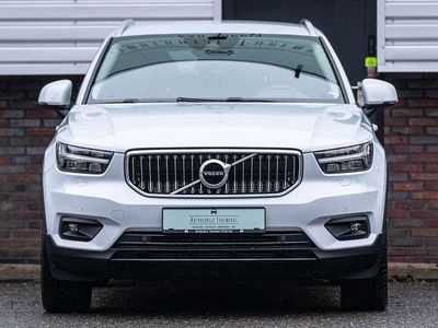 Wit (metallic) Occasion 2022 Volvo XC40 Inscription SUV | € 29.900 (Super prijs)