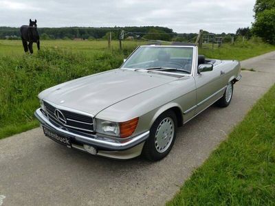 Zilversmoked silver metallic (mb 9720) Occasion 1986 Mercedes SL300 Cabriolet | € 82.500