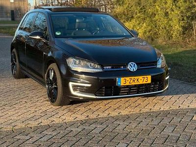 Gebruikt 2015 VW e-Golf GTE Hatchback | € 11.000 (Goede deal)