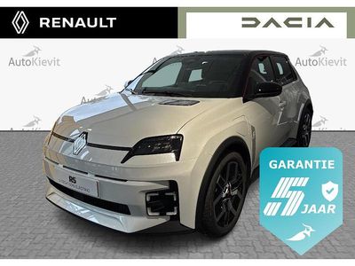 Wit Nieuw 2025 Renault R5 Komfort Hatchback | € 31.950 (Eerlijke prijs)