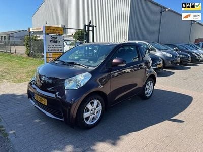 Hatchback Gebruikt 2009 Toyota iQ Comfort Hatchback | € 2.750 (Eerlijke prijs)