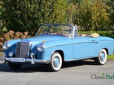 tweedehands Mercedes 220 S Cabriolet