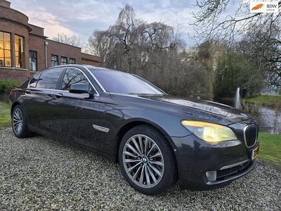 Grijs Gebruikt 2009 BMW 740L Sedan | € 9.950