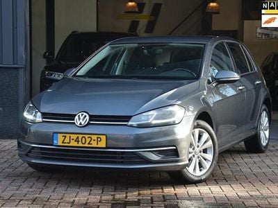 Grijs Gebruikt 2018 VW Golf VII Comfortline Hatchback | € 10.975 (Super prijs)