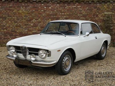 tweedehands Alfa Romeo GT Junior GT 1300Stepnose Lovely condition, Rebuilt engine, first registration documents, extensive history and service file