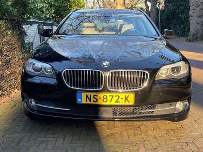 Zwart Gebruikt 2013 BMW 530 Executive Stationwagen | € 14.300 (Duur)