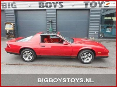 Rood Occasion 1983 Chevrolet Camaro | € 14.900
