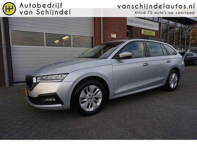 Grijs Occasion 2022 Skoda Octavia Stationwagen | € 22.745 (Eerlijke prijs)