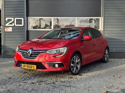 Occasion Renault Mégane IV Bose Edition 132 PK (97 kW) 2016 Rood Hatchback