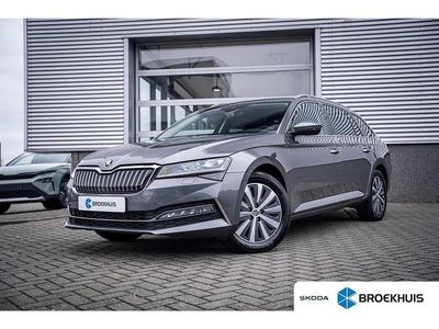 Grijs Occasion 2024 Skoda Superb Business Line Stationwagen | € 32.900 (Goede deal)