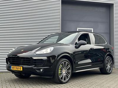 tweedehands Porsche Cayenne 3.0 S E-Hybrid I AUT. I SPORTDESIGN PAKKET I PANO.DAK I CAMERA