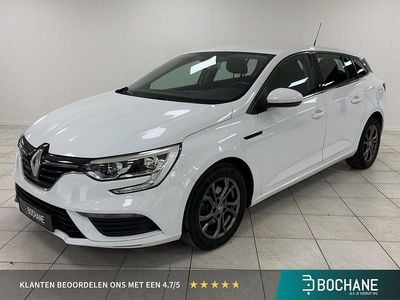 Wit Occasion 2021 Renault Mégane GrandTour Zen Stationwagen | € 10.745 (Goede deal)
