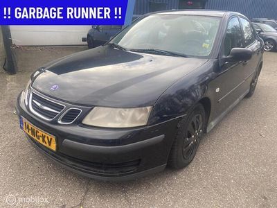 Zwart (metallic) Occasion 2003 Saab 9-3 Sedan | € 595 (Goede deal)