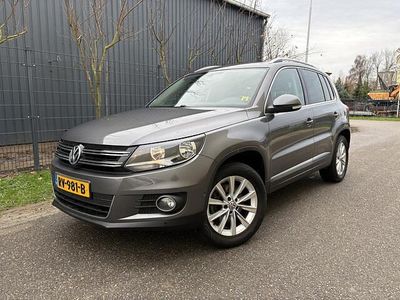 Grijs Gebruikt 2013 VW Tiguan Sport SUV | € 10.450 (Eerlijke prijs)