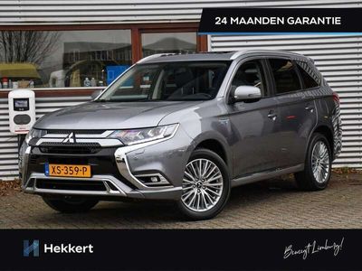 tweedehands Mitsubishi Outlander Intense+ 2.4 PHEV 240pk 4WD Automaat SCHUIF-DAK |