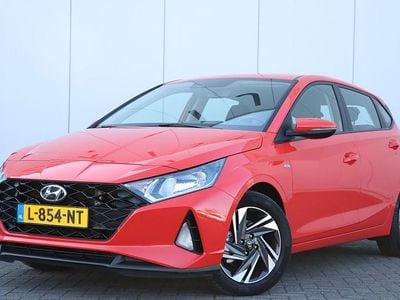 Rood Gebruikt 2021 Hyundai i20 Comfort Hatchback | € 14.950 (Eerlijke prijs)