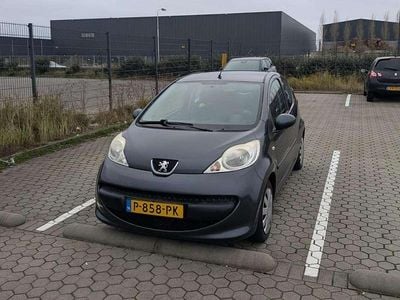 Occasion Peugeot 107 68 PK (50 kW) 2007 Grijs Hatchback