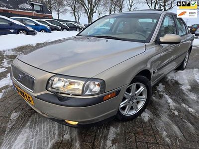 Beige (metallic) Gebruikt 2002 Volvo S80 Dynamic Sedan | € 1.999 (Goede deal)