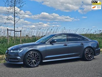 Grijs (metallic) Gebruikt 2017 Audi A6 S-Line Sedan | € 24.900