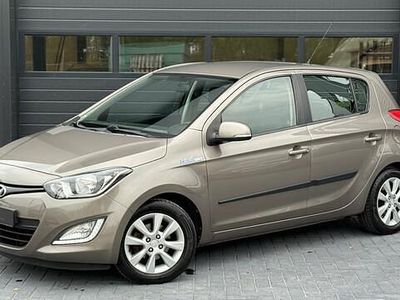 Bruin Gebruikt 2014 Hyundai i20 Hatchback | € 5.995 (Eerlijke prijs)