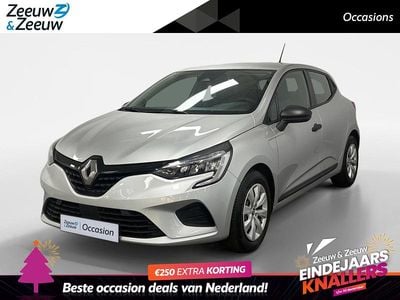 Grijs Gebruikt 2020 Renault Clio V Life Hatchback | € 10.935 (Goede deal)