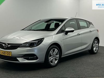 Grijs Gebruikt 2021 Opel Astra Edition Hatchback | € 12.000 (Eerlijke prijs)