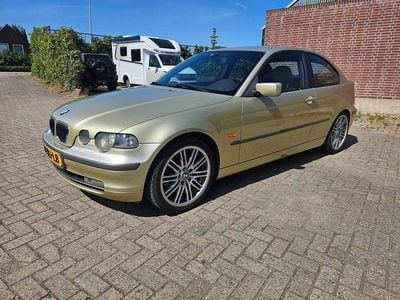 BMW 325
