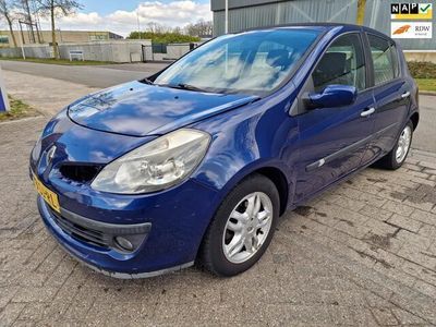 Renault Clio II