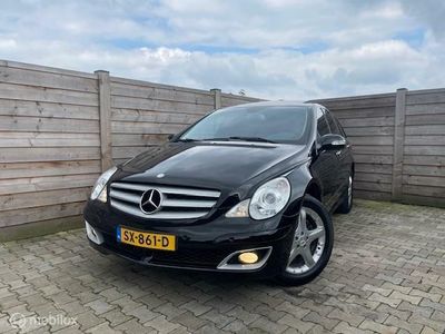 tweedehands Mercedes R350 4-Matic 7-Persoons Youngtimer