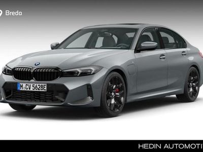 Nieuw BMW 330e Shadowline 292 PK (214 kW) 2025 Grijs Sedan