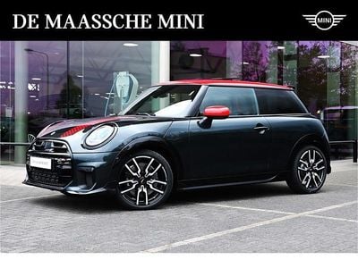 Grijs Occasion 2025 Mini John Cooper Works Hatchback | € 43.950 (Duur)