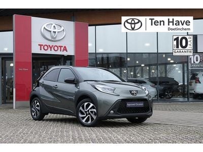 Groen Gebruikt 2024 Toyota Aygo X Play SUV | € 17.900 (Goede deal)