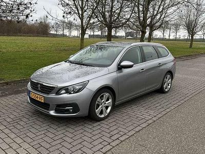 Occasion Peugeot 308 GT-line 131 PK (96 kW) 2018 Grijs MPV