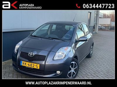 Grijs Occasion 2008 Toyota Yaris Sol Hatchback | € 5.950 (Eerlijke prijs)