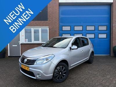 Occasion Dacia Sandero Lauréate 75 PK (55 kW) 2009 Grijs Hatchback