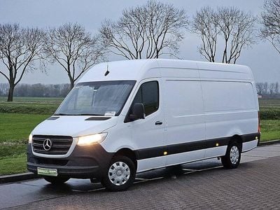 Wit Gebruikt 2023 Mercedes Sprinter Van | € 25.950 (Goede deal)