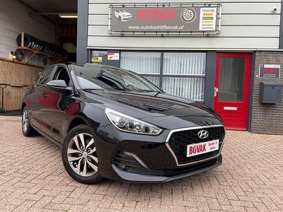 Zwart Gebruikt 2019 Hyundai i30 N Line Hatchback | € 14.650 (Eerlijke prijs)
