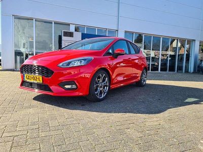 Rood Occasion 2021 Ford Fiesta Titanium Hatchback | € 14.999 (Eerlijke prijs)